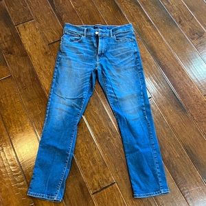 Men’s Lucky Brand jeans,410 athletic slim,size 32 waist and 30 length.